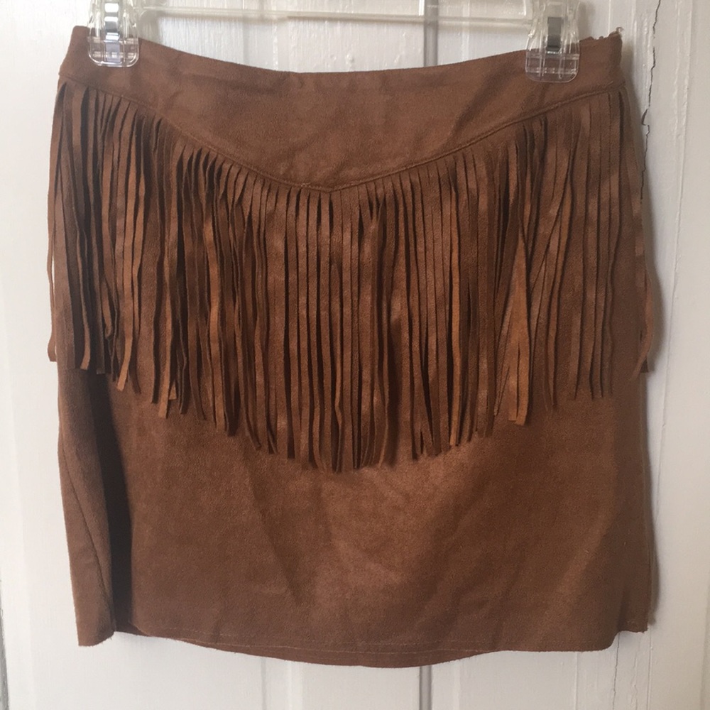 Soft fringe skirt